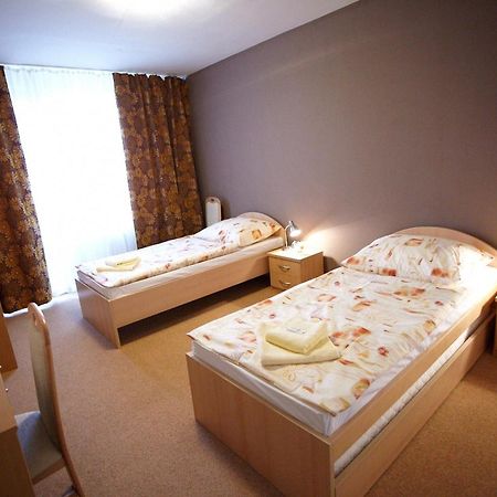 Hotel Spectrum Trnava Værelse billede