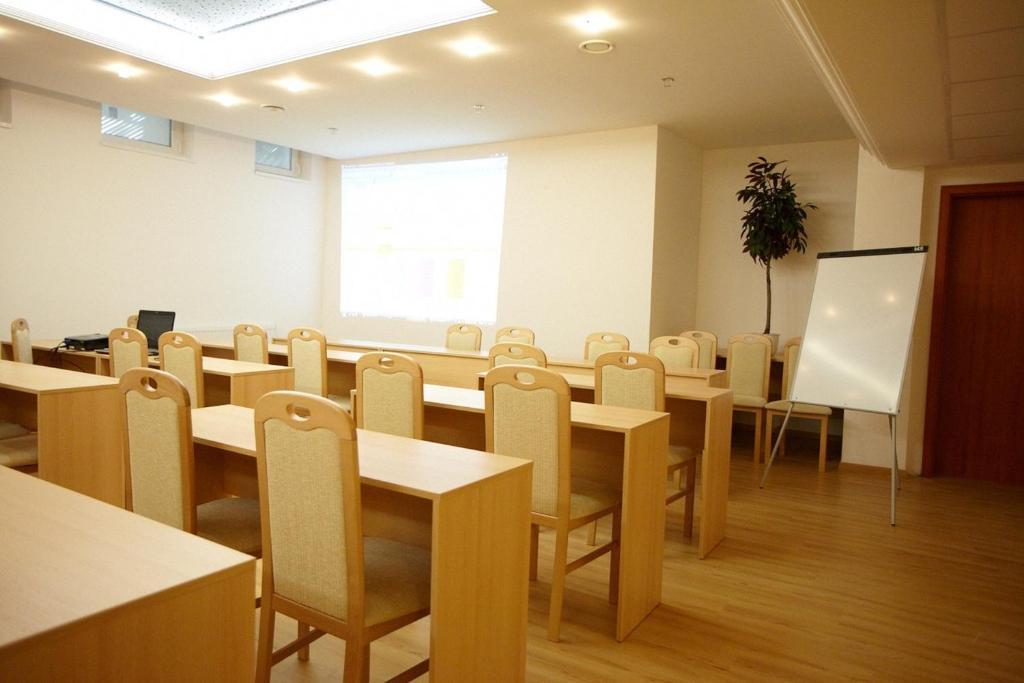 Hotel Spectrum Trnava Eksteriør billede