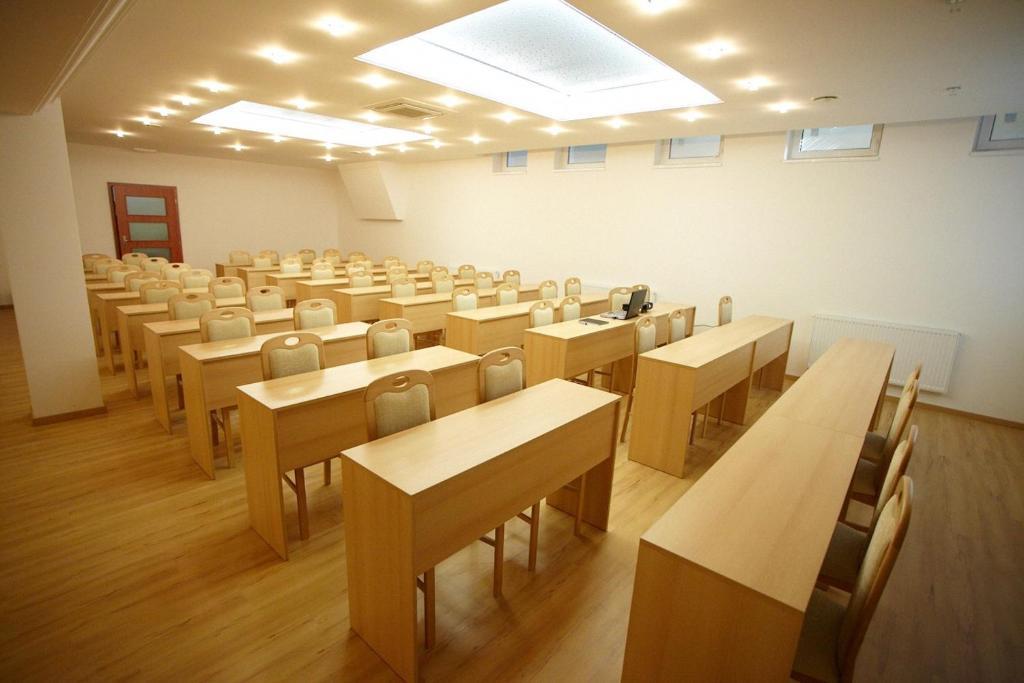 Hotel Spectrum Trnava Eksteriør billede